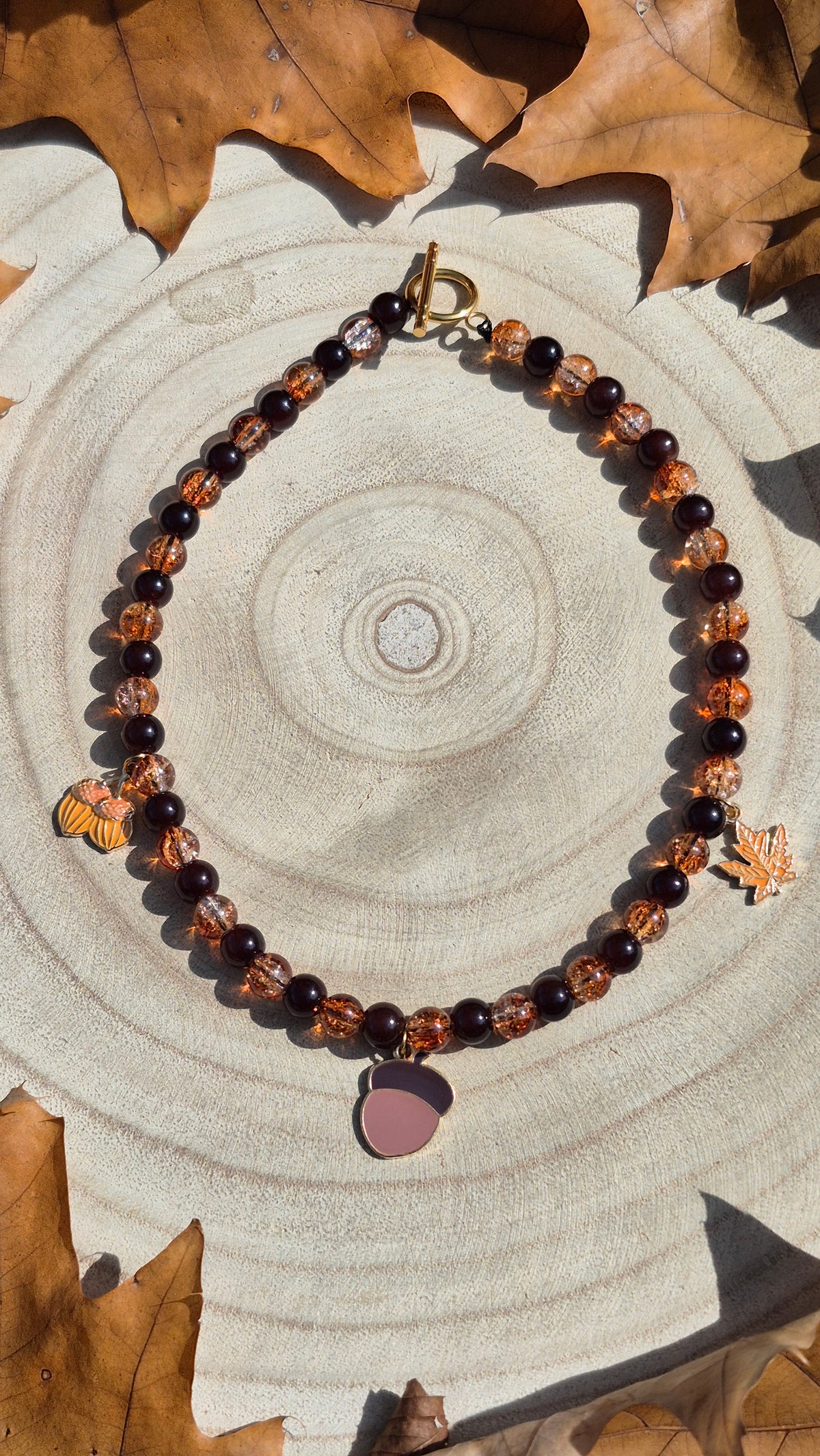 Collier Feuilles et Gland