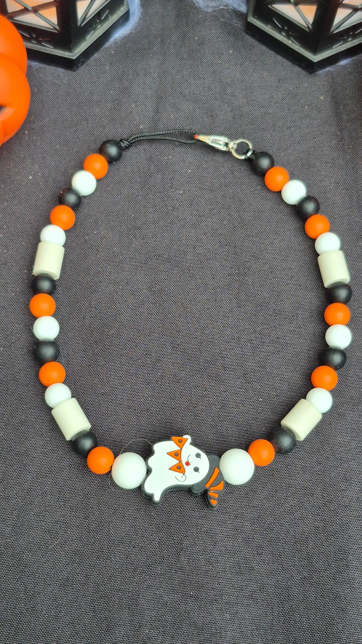 Collier Fantôme